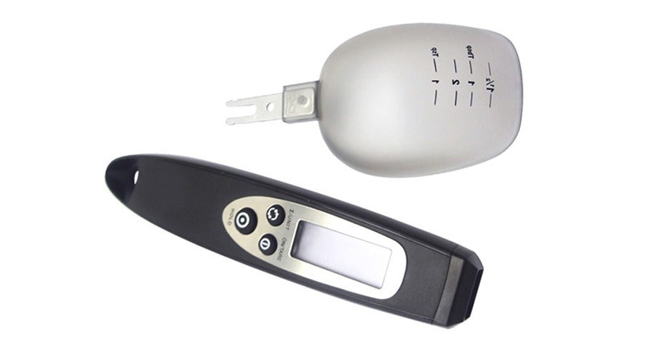BNMQ digital spoon scale 3-piece set full view | Vue complète de l'ensemble 3 pièces de la cuillère balance numérique BNMQ